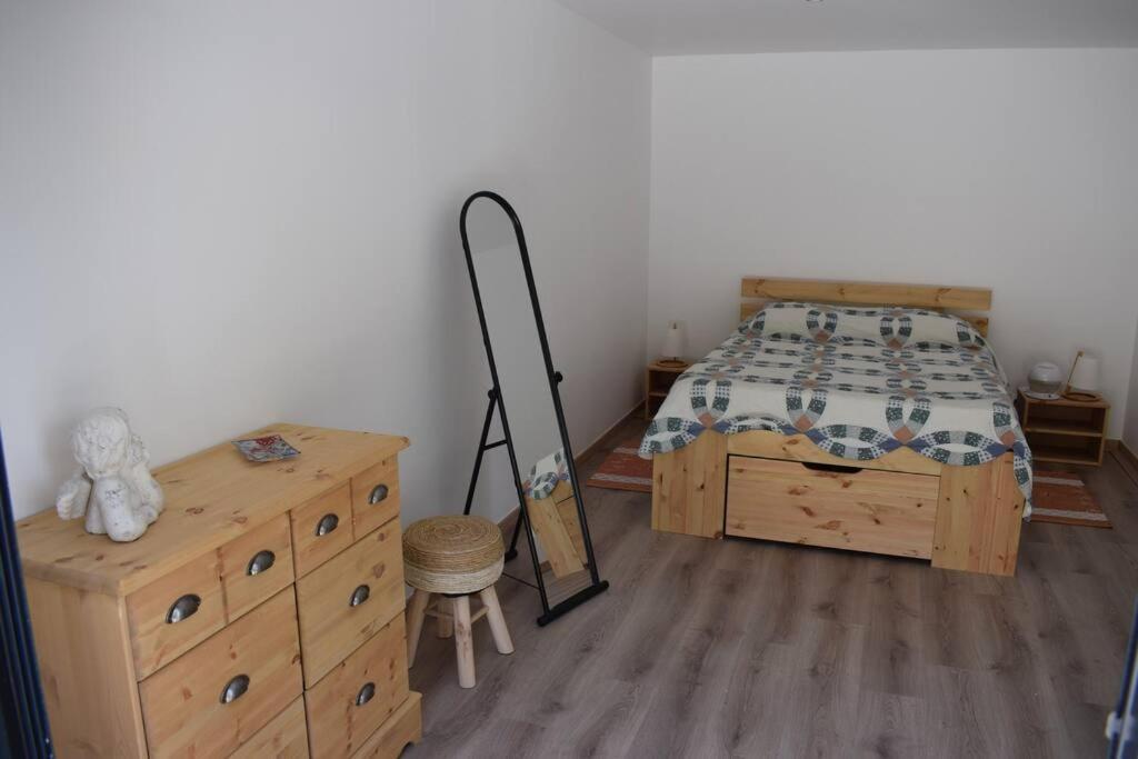 Appartement Neuf Et Independant Dans Rez-De-Villa Vallauris Exterior foto